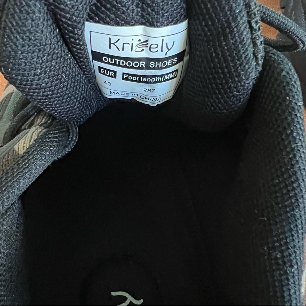 Kricely Men’s Trail Running Shoes. Fashion Walking Hiking Sneakers. - Picture 6 of 7